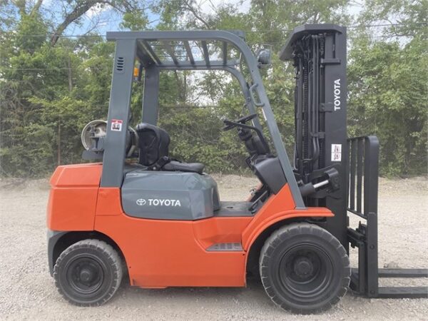 2.5Tonne 2011 Toyota Forklift