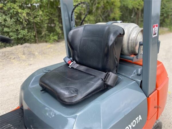 2.5Tonne 2011 Toyota Forklift - Image 12