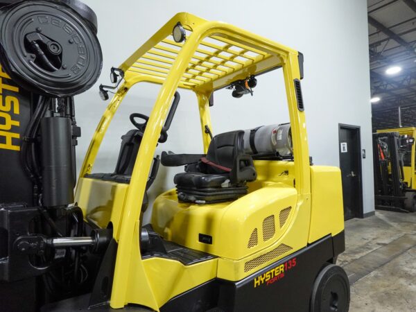 2019 Hyster S135FT - Image 5