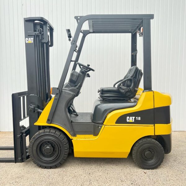 CAT DP18N USED DIESEL FORKLIFT