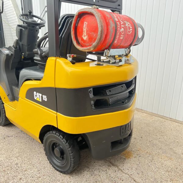 CAT GP15NT USED GAS FORKLIFT - Image 6