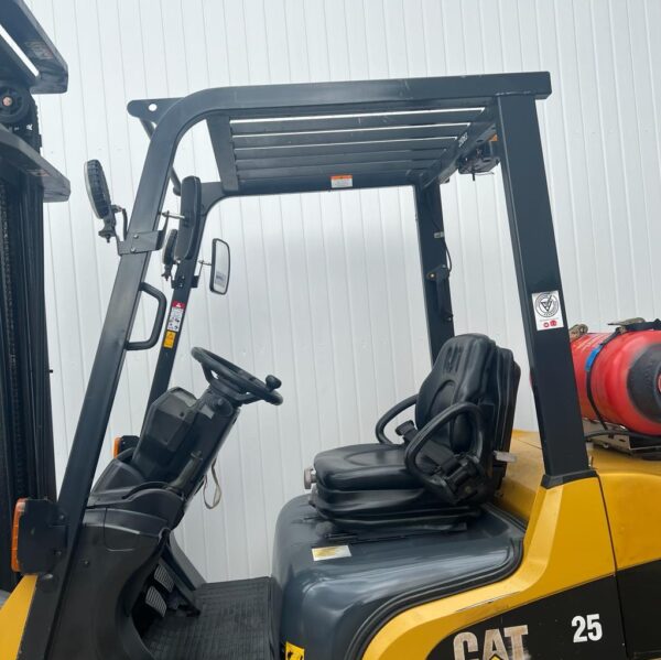 CAT GP25N USED GAS FORKLIFT - Image 3