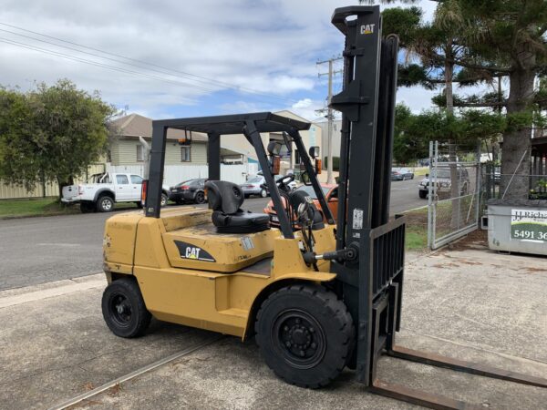 Caterpillar Diesel Forklift