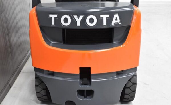 Toyota 02-8FD15 diesel forklift - Image 5