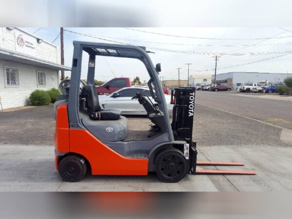 Used 2009 TOYOTA Forklifts 8FGCU20 - Image 2